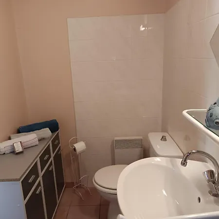 Maison De A - Terrasse & Jardin - Animaux Acceptes - Fr-1-540-330 Holiday home